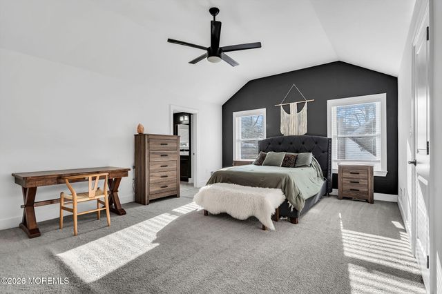 237 Neptune Avenue, Beachwood, NJ 08722