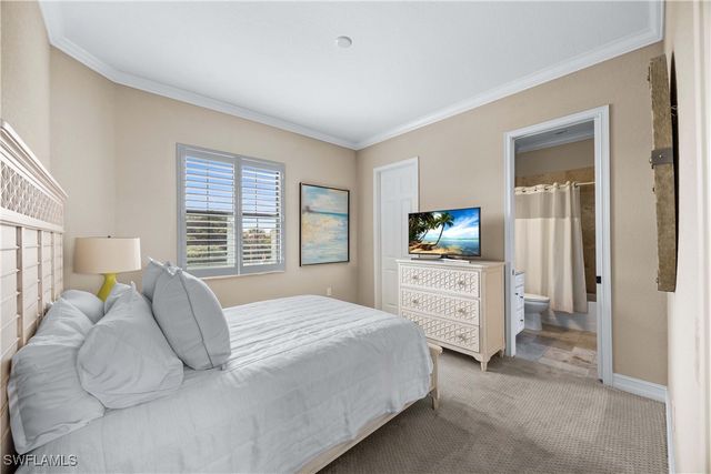 9852 Corso Bello DR, Naples, FL 34113