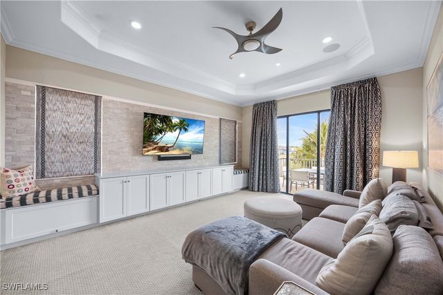 9852 Corso Bello DR, Naples, FL 34113