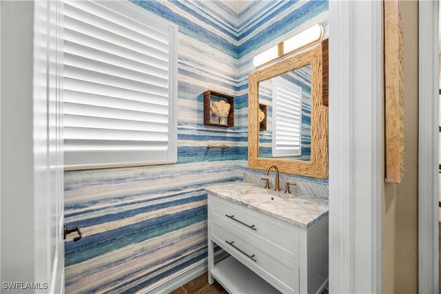 9852 Corso Bello DR, Naples, FL 34113