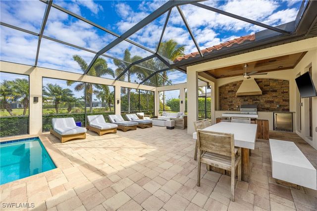 9852 Corso Bello DR, Naples, FL 34113