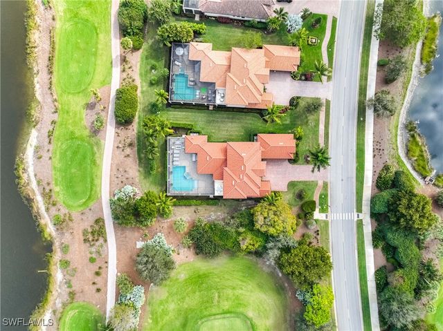 9852 Corso Bello DR, Naples, FL 34113