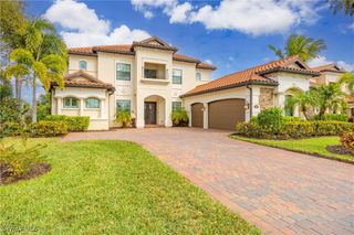 9852 Corso Bello DR, Naples, FL 34113