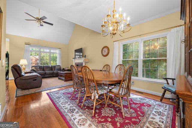 11 Harbor Lane, White, GA 30184