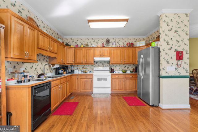 11 Harbor Lane, White, GA 30184