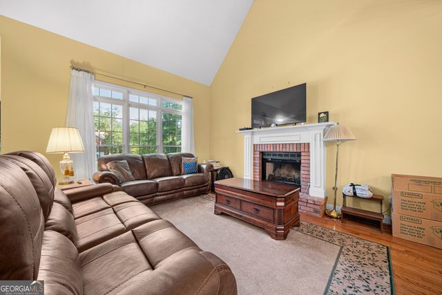 11 Harbor Lane, White, GA 30184