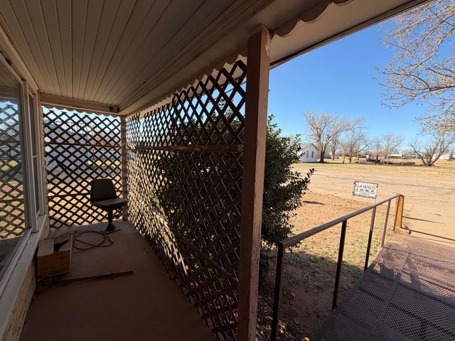 912 Bell Avenue, Turkey, TX 79261