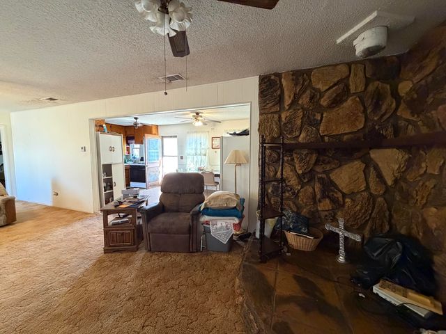 912 Bell Avenue, Turkey, TX 79261