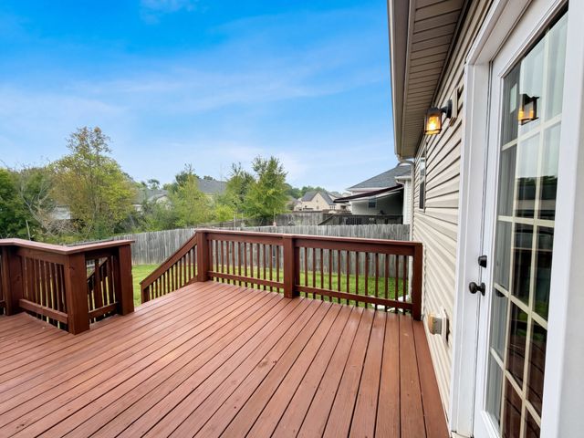 671 Fox Trail Ct, Clarksville, TN 37040