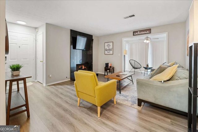 2102 Augusta Drive SE 21, Marietta, GA 30067