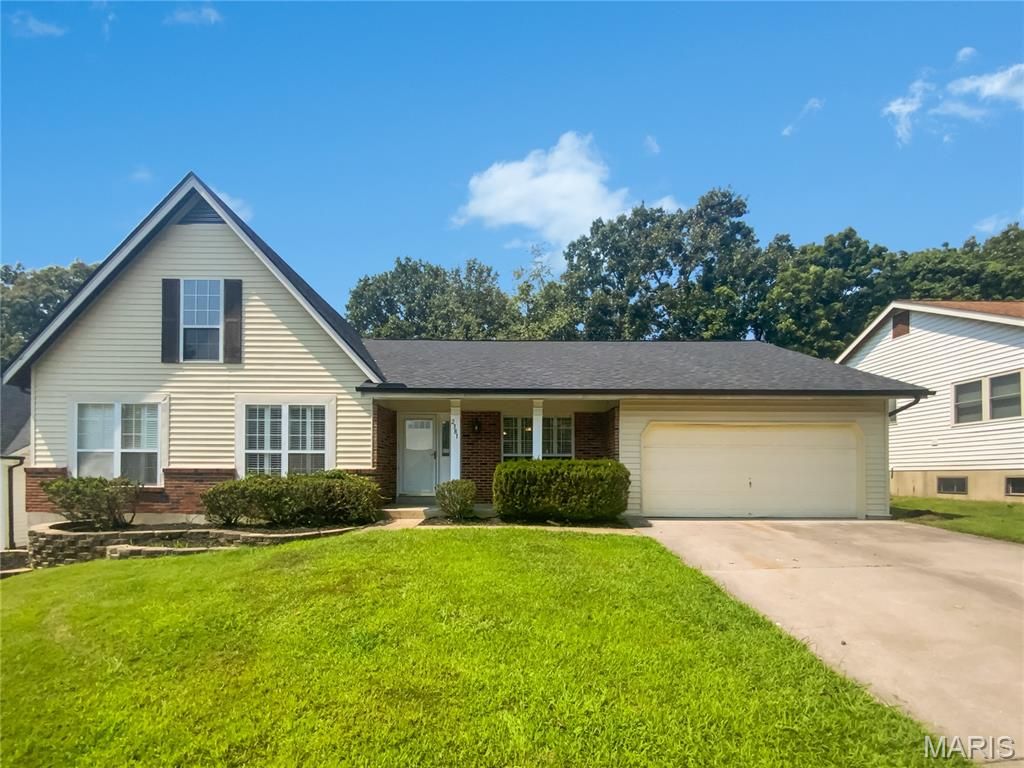 2381 Gross Point Lane, Wildwood, MO 63011