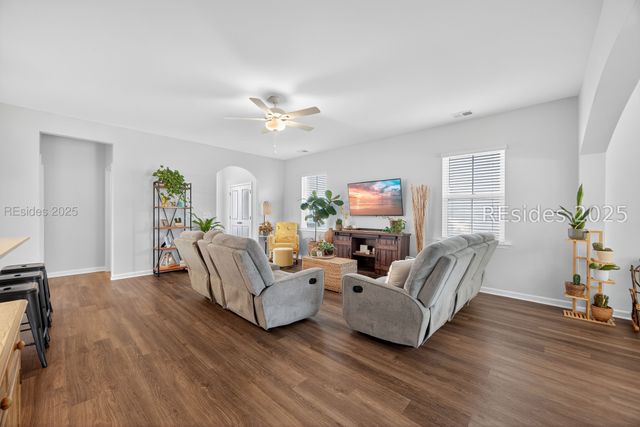 53 Garden Gate Ln, Hardeeville, SC 29927