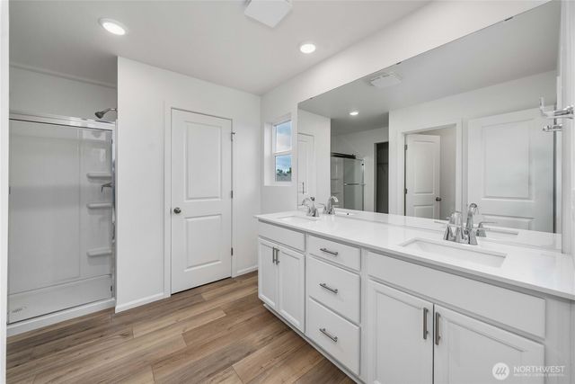 124 Pine Hollow Drive, Chehalis, WA 98532