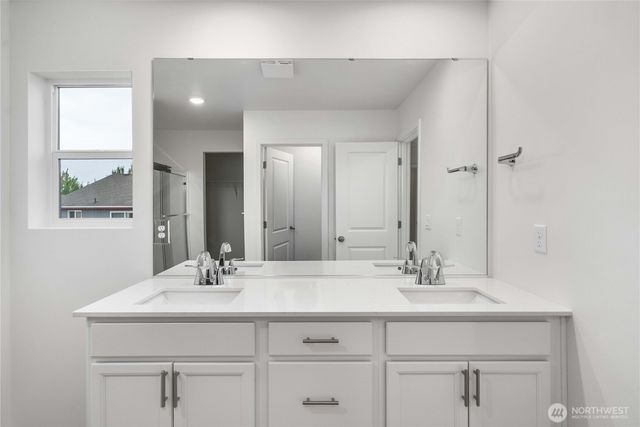 124 Pine Hollow Drive, Chehalis, WA 98532