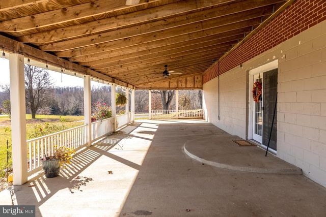 8 WEAVER MEADOWS RD, Conowingo, MD 21918