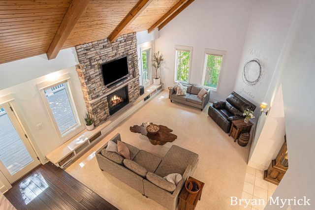 1400 W 32nd Street, Laketown Twp, MI 49423