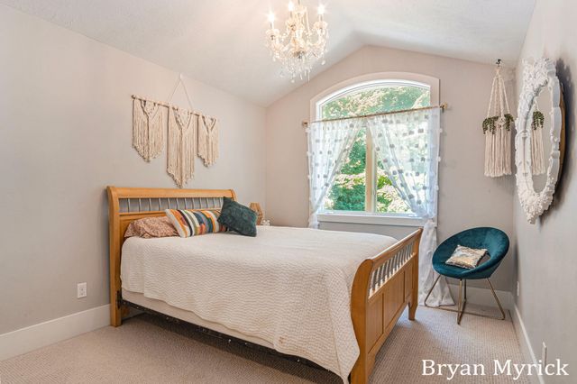 1400 W 32nd Street, Laketown Twp, MI 49423