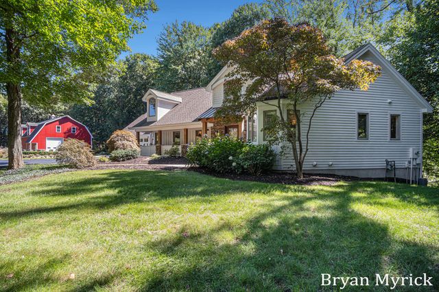 1400 W 32nd Street, Laketown Twp, MI 49423