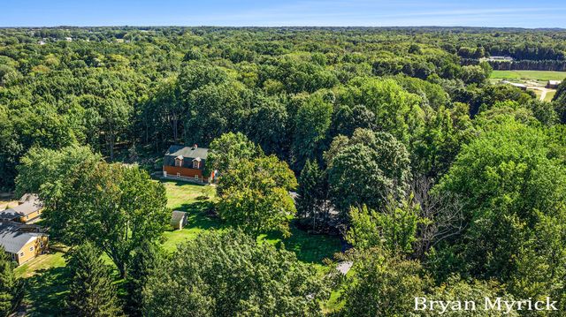 1400 W 32nd Street, Laketown Twp, MI 49423