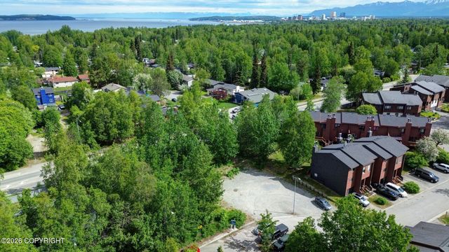 000 Carleton Avenue, Anchorage, AK 99517