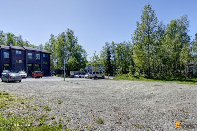 000 Carleton Avenue, Anchorage, AK 99517