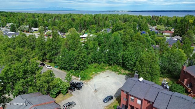 000 Carleton Avenue, Anchorage, AK 99517