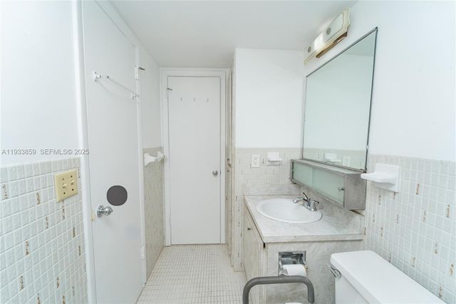 2855 Leonard Drive H607, Aventura, FL 33160