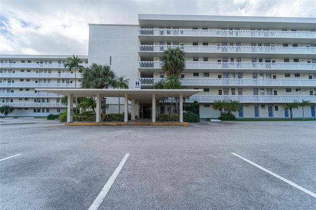 2855 Leonard Drive H607, Aventura, FL 33160