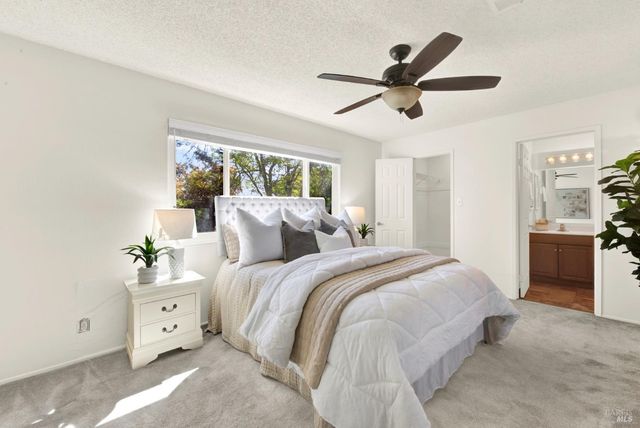 460 Turner Dr, Benicia, CA 94510