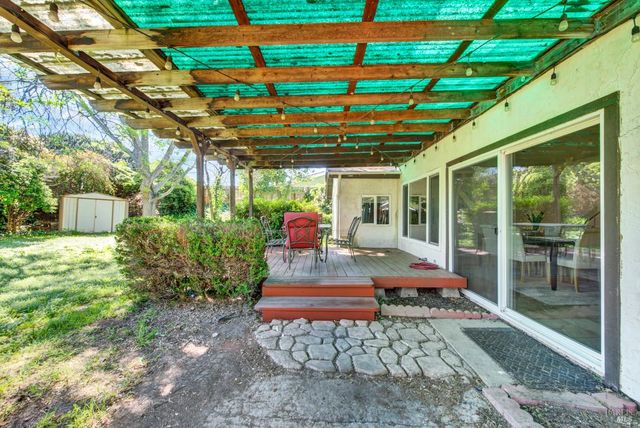 460 Turner Dr, Benicia, CA 94510