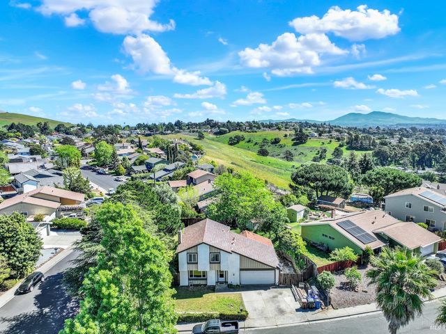460 Turner Dr, Benicia, CA 94510