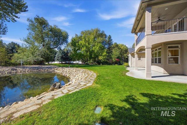 9395 W Pandion Ct, Garden City, ID 83714
