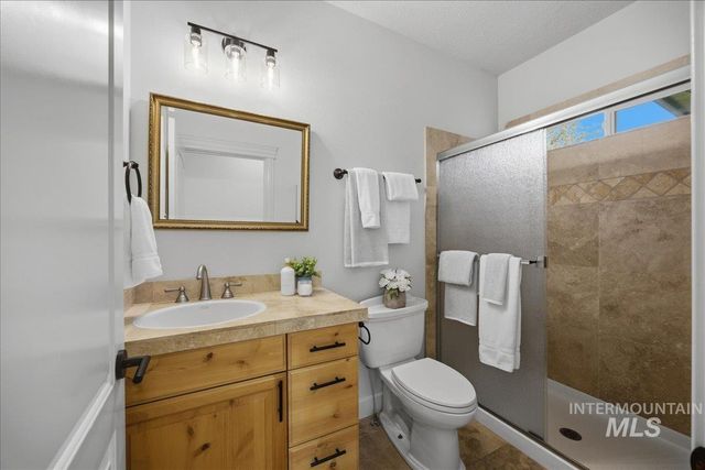 9395 W Pandion Ct, Garden City, ID 83714