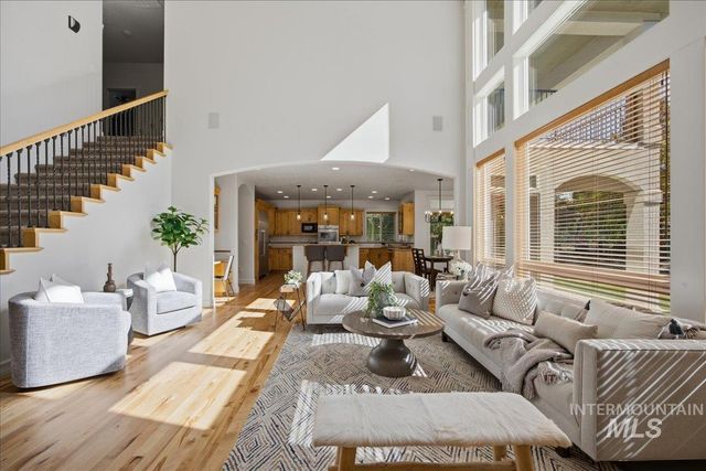 9395 W Pandion Ct, Garden City, ID 83714