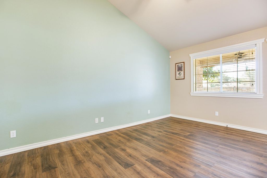 Image 26 of property listing at 4714 Oak Grove Boulevard, San Angelo, TX 76904