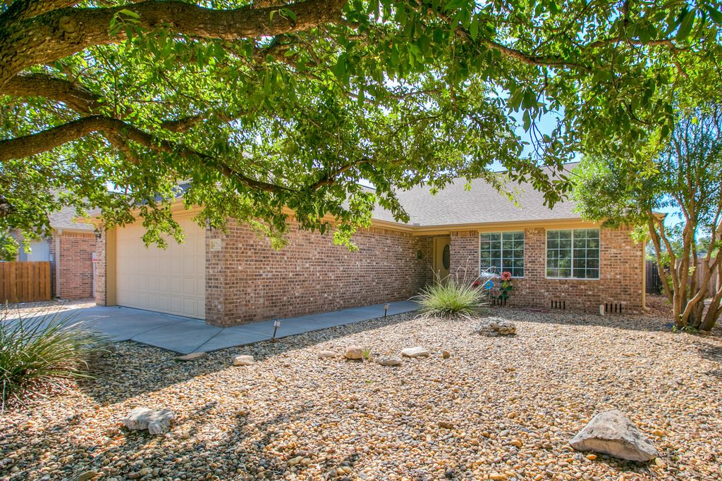 Image 27 of property listing at 4714 Oak Grove Boulevard, San Angelo, TX 76904