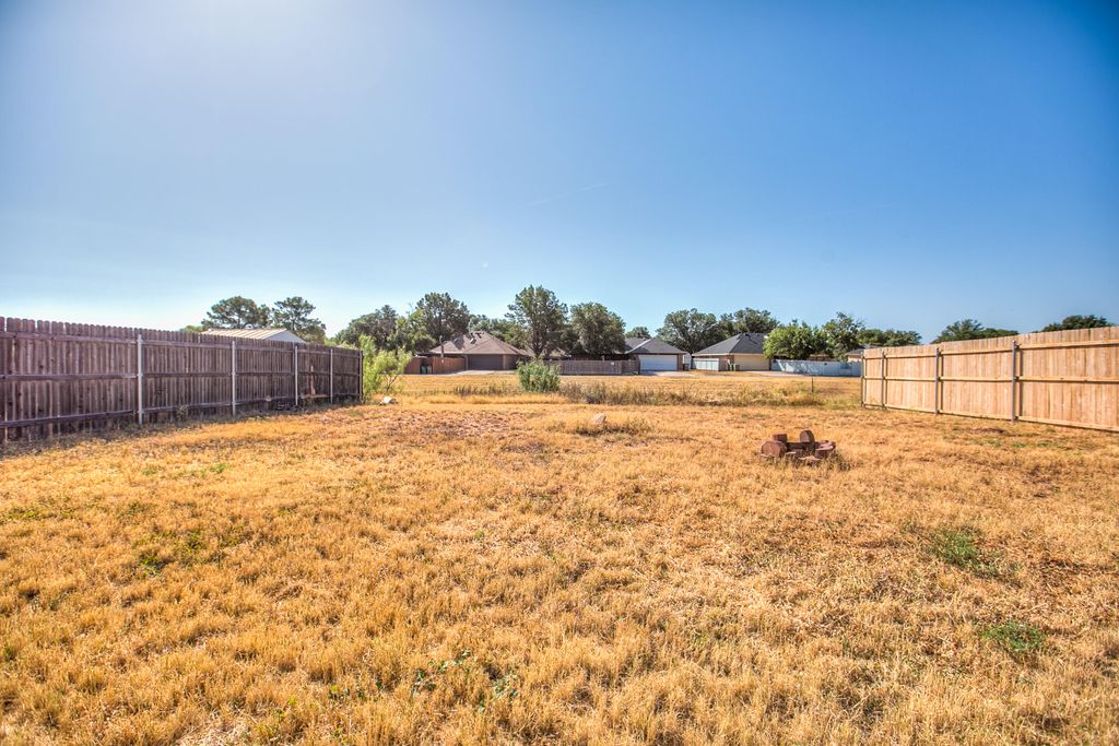 Image 32 of property listing at 4714 Oak Grove Boulevard, San Angelo, TX 76904