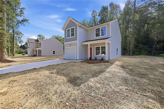 120 Maplewood Avenue, Thomasville, NC 27360