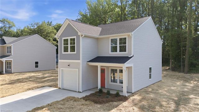 120 Maplewood Avenue, Thomasville, NC 27360