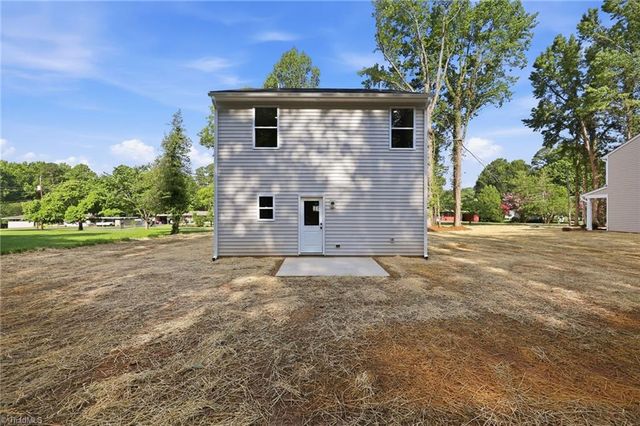 120 Maplewood Avenue, Thomasville, NC 27360