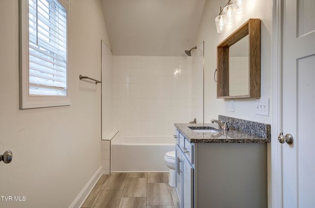 205 Mayflower Road, Johnson City, TN 37601