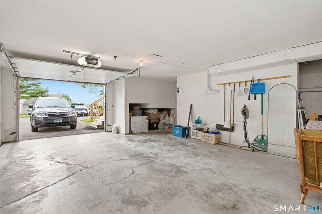 27 Sunridge Lane 27, Cromwell, CT 06416