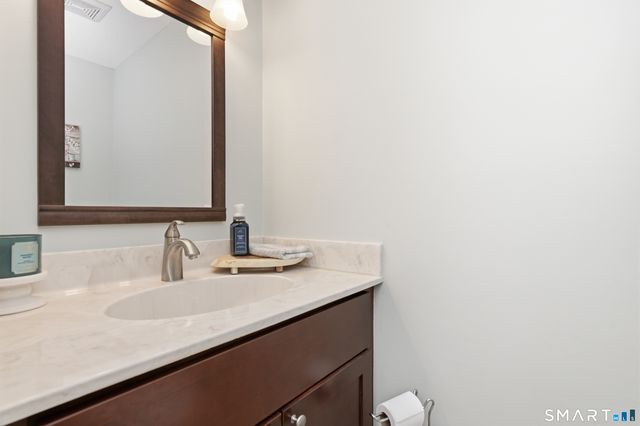 27 Sunridge Lane 27, Cromwell, CT 06416
