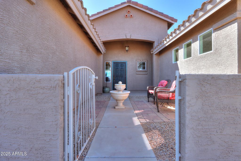 2385 E FIESTA Drive, Casa Grande, AZ 85194 — photo 5