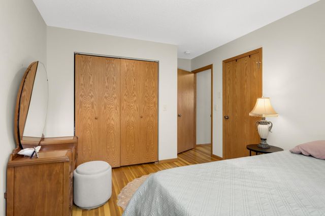 4042 Main Street NE, Fridley, MN 55421