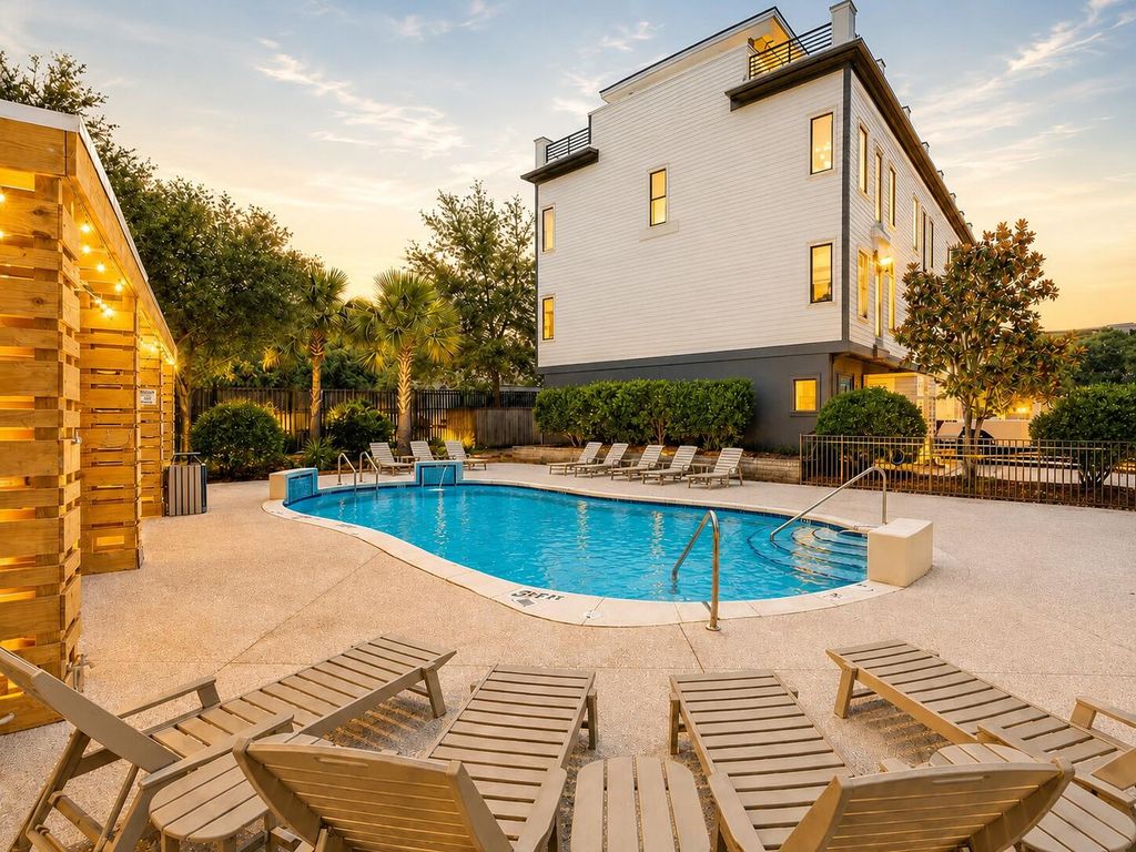 Image 43 of property listing at 2350 W County Highway 30A Unit 2, Santa Rosa Beach, FL 32459