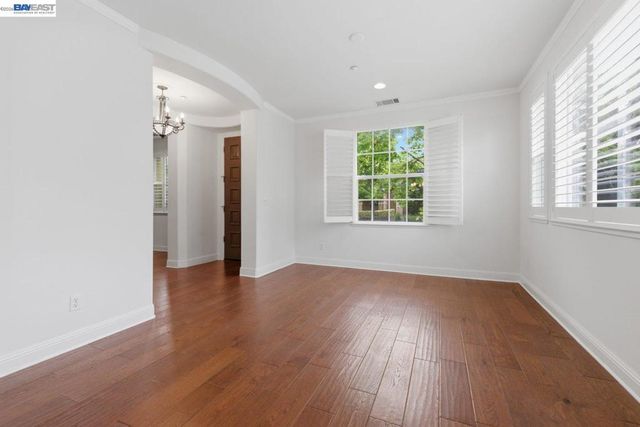282 Drummond Dr, Hayward, CA 94542