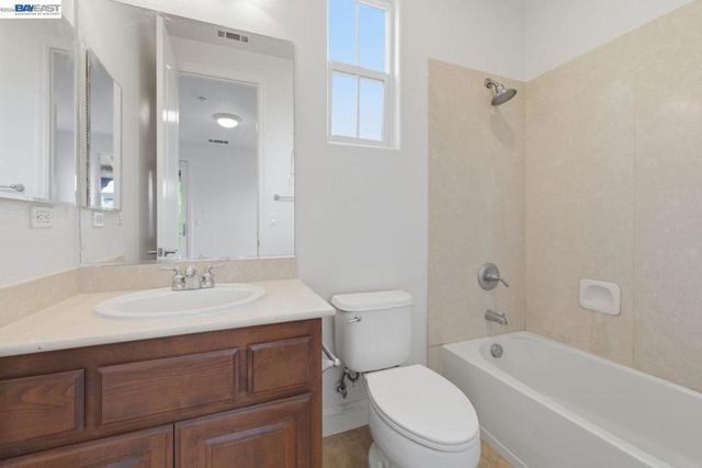 282 Drummond Dr, Hayward, CA 94542