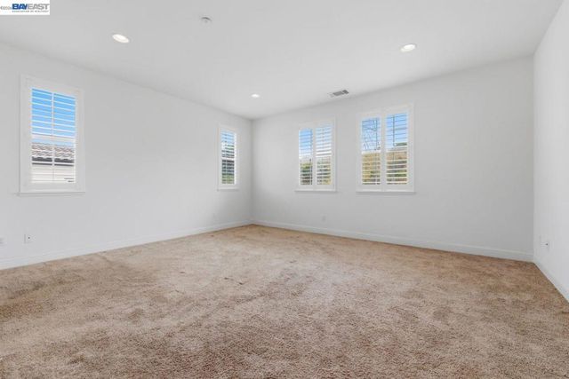 282 Drummond Dr, Hayward, CA 94542
