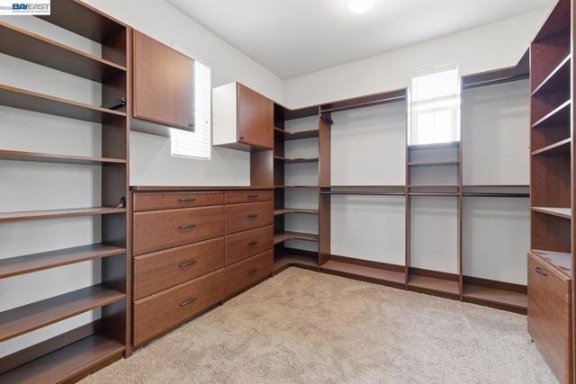 282 Drummond Dr, Hayward, CA 94542